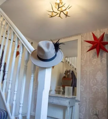 Orchard House, With Hot Tub, Games & Parking Richmond (North Yorkshire)