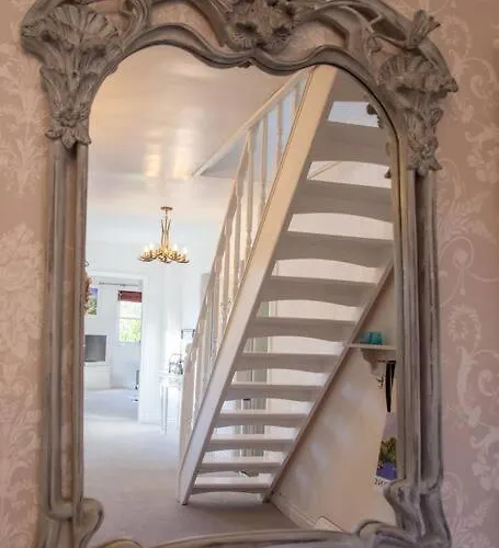 Orchard House, With Hot Tub, Games & Parking Holiday home Richmond (North Yorkshire)